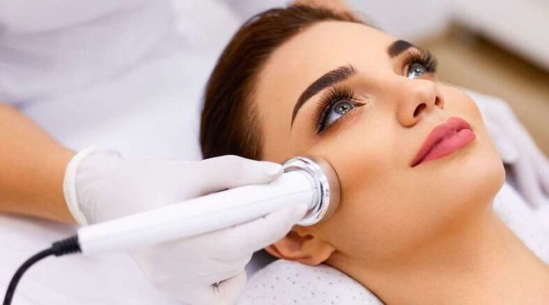 Performing a skin renewal procedure
